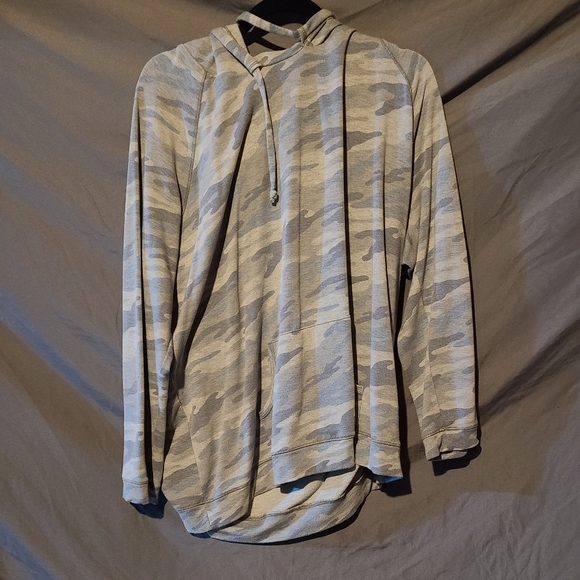 Camo hoodie - Picture 1 of 1